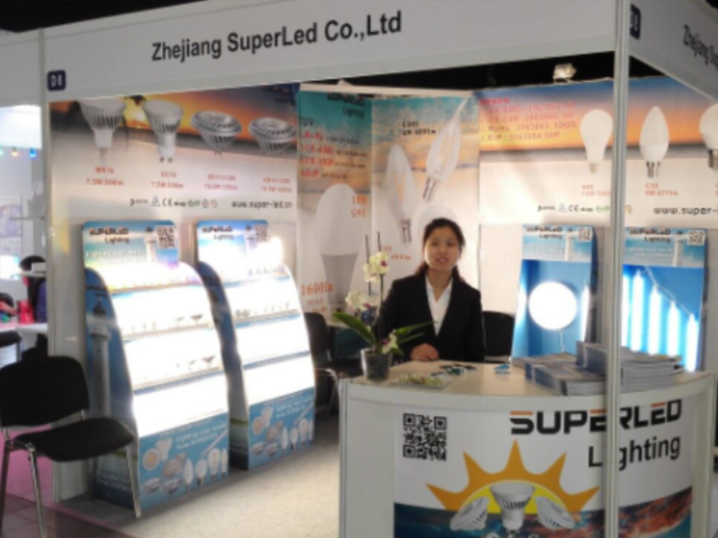 SuperLED-In-2014-Guangzhou-Lighting-fair4